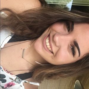 Meet your Posher, Jacqueline